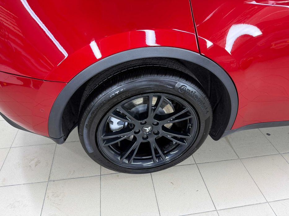 Tesla model Y 2022 року long range, повний комплект, дотяжки дверей