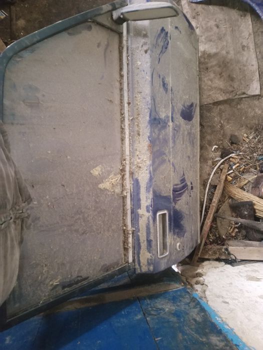 Продам двері ваз 2105-07