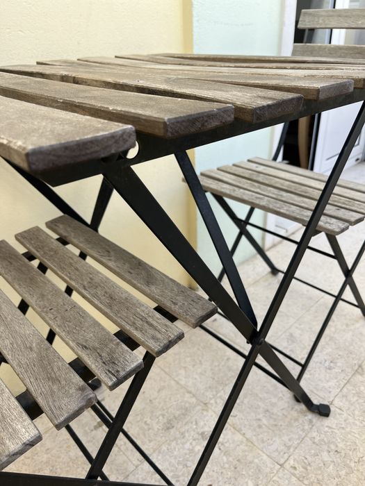 Mesa Jardim / varanda + 2 cadeiras