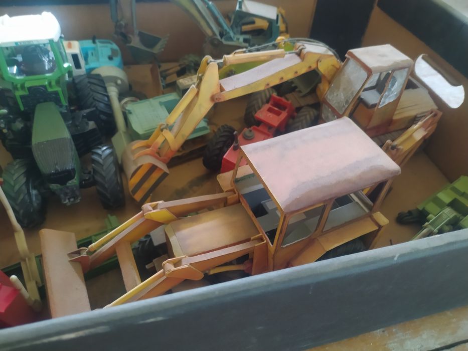 Złom modelaeski siku matchbox joal