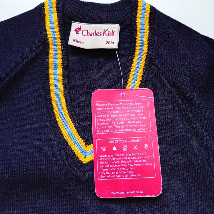 Детская вязанная, теплая кофта "Charles Kirk"