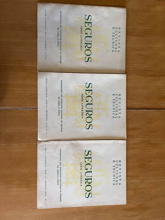 Lote de 7 exemplares da histórica "Seguros - Revista Cultural e Técnica"
