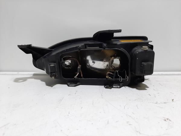 Ótica / farol direita FIAT Palio (178BX)