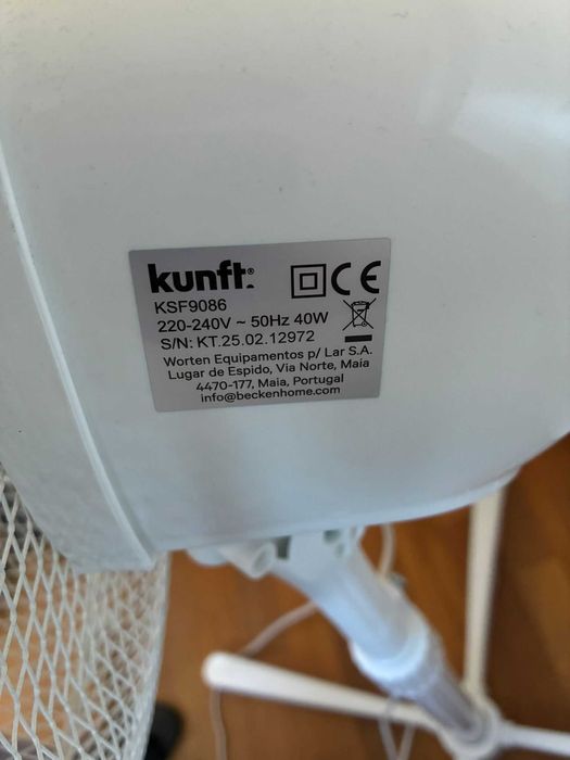Ventoinha de Pé KUNFT  (3 Velocidades - 40 W - Diâmetro 40 cm)