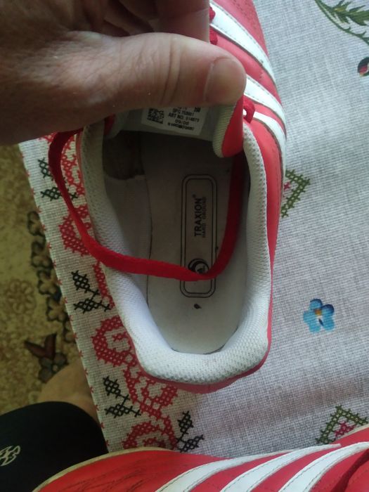 Футбольні буци 39 розмір.