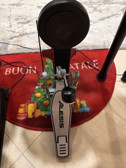 Bateria Alesis Nitro max kit 2025