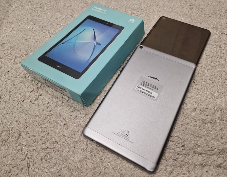 Huawei MediaPad T3 + Extras64309948219009121