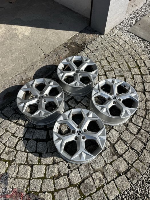 Felgi Aluminiowe 17 Seat Leon Ateca Golf Passat Troc Octavia 5x112 ET45 OEM