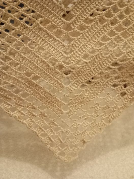 Toalha em renda feita á mão