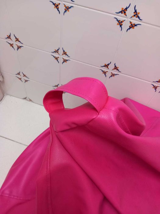 Puff grande rosa choque