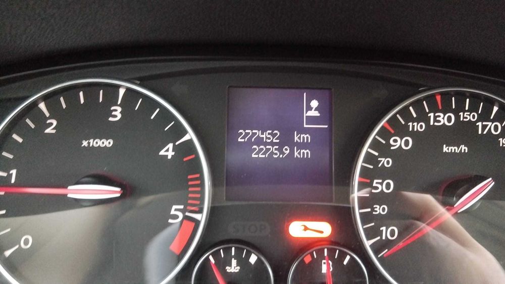 Renault Laguna III Grandtour 2.0dCi 150cv 4Control 2011