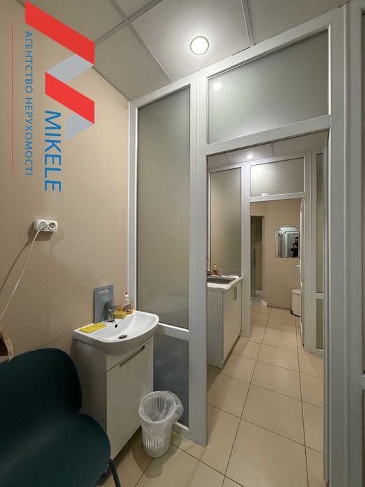 Приміщення 190м2 Дніпровська набережна 25-Б м. Осокорки ТЦ River Mall