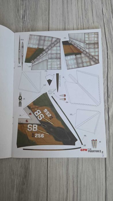 Model kartonowy GPM PHANTOM