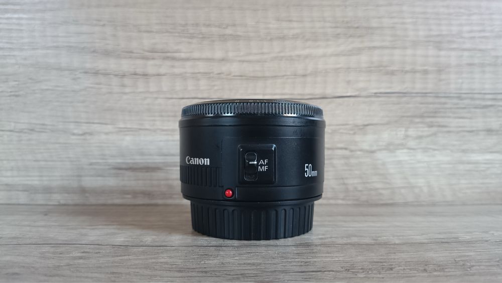 Canon EF 50mm f1.8 II світло сильний обʼєктив до  камер Canon