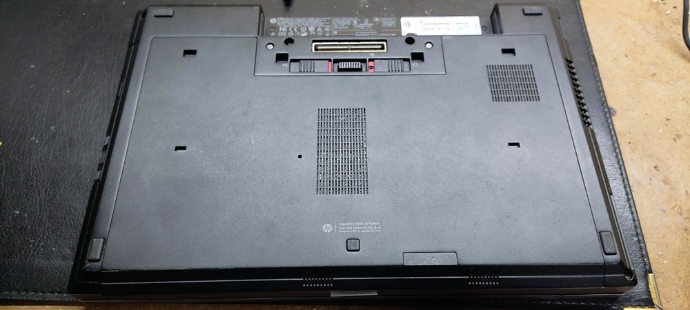 Portátil HP helitebook 8560p