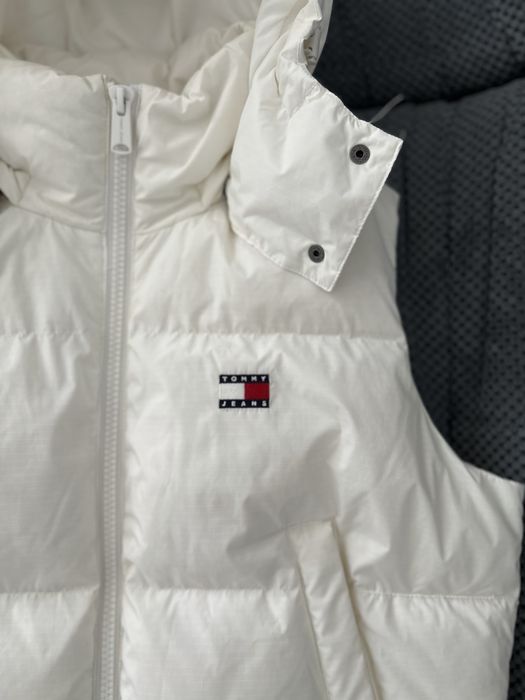 Пухова жилетка Tommy Hilfiger