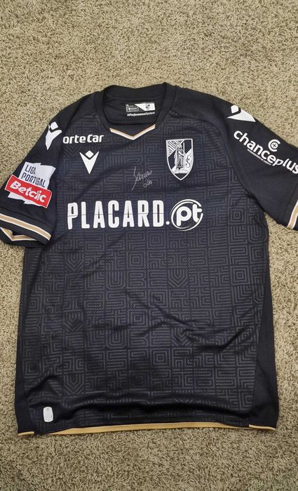 Camisolas oficiais, algumas trocadas em campo!