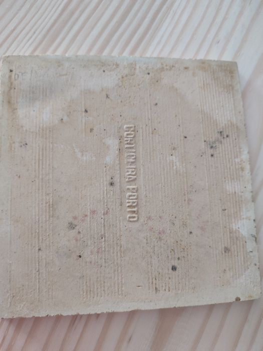 Azulejo pintado a mão - Recordação de Pombal