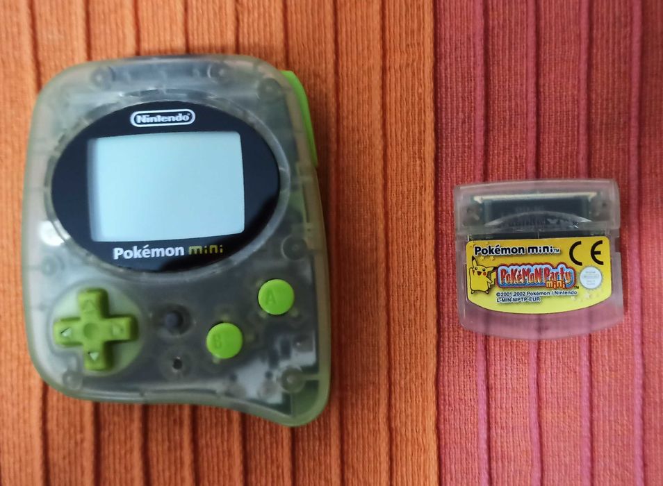 Consola Pokémon Mini + Jogo "Pokémon Party Mini"