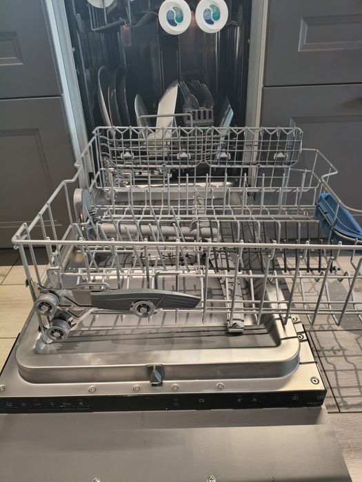 Regulacja regulator wysokości kosza Bosch lewy lub prawy