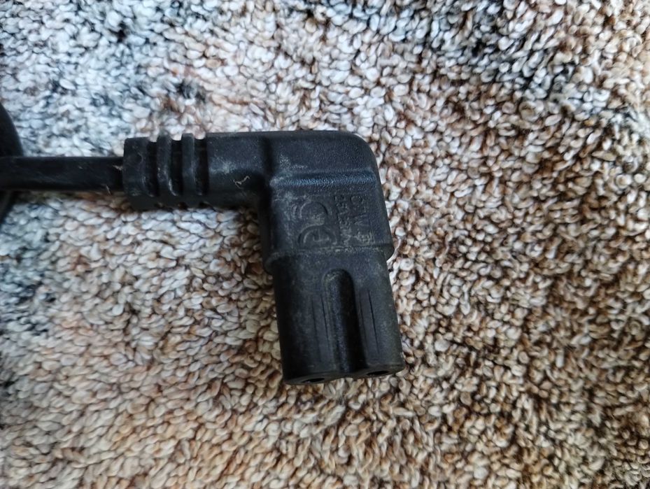 Kabel zasilający sprzęt audio