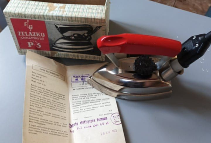 Żelazko z 1972 roku nie używane