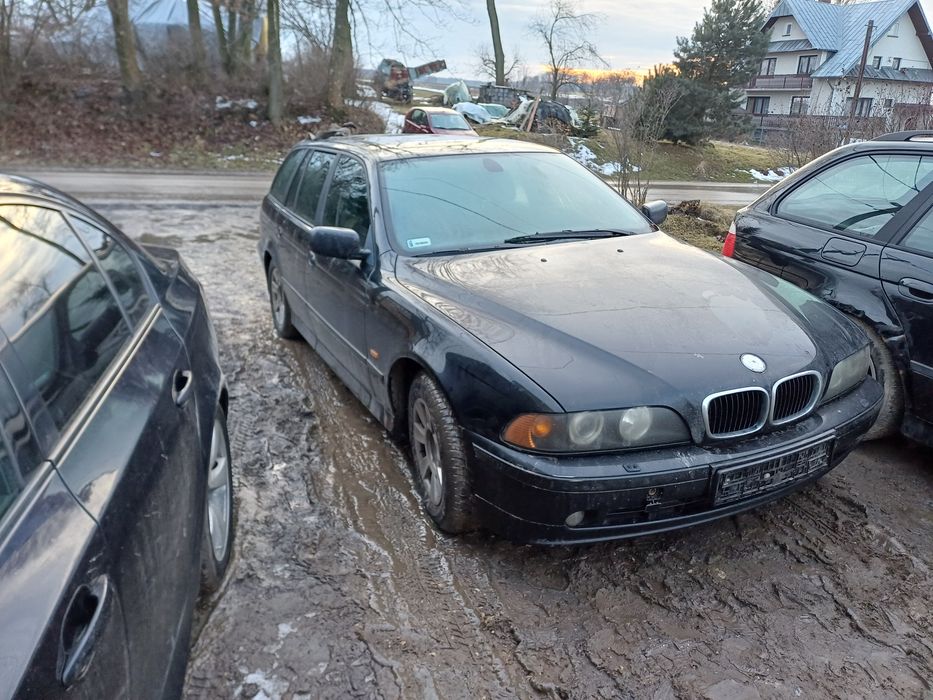 częsci od e39 m54b22.roletki drzwi,drzwi,m pak,komforty skóra,radio 16