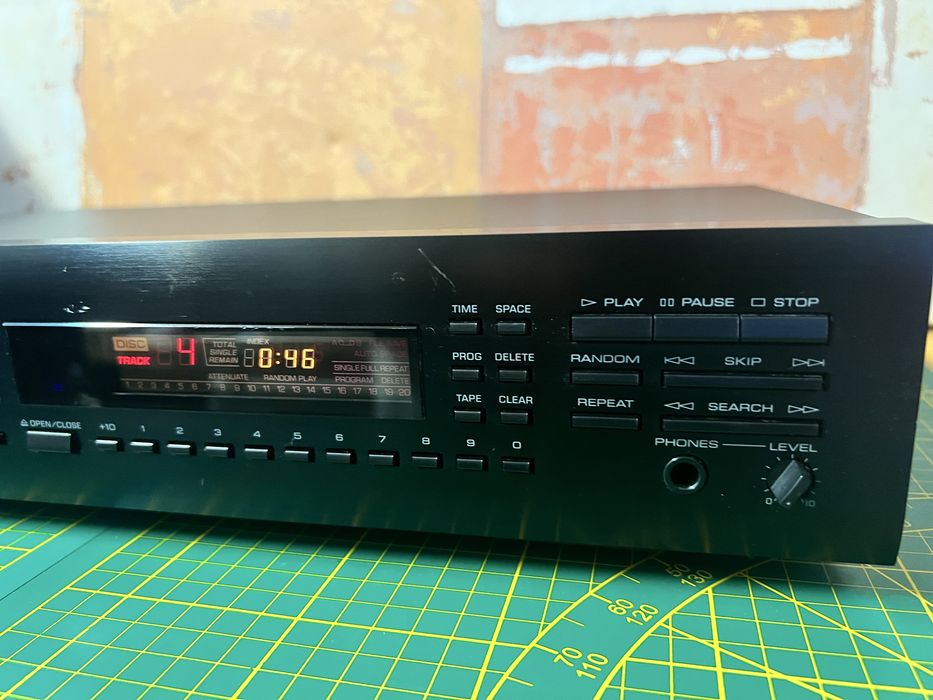 Yamaha  CDX - 730E odtwarzacz cd