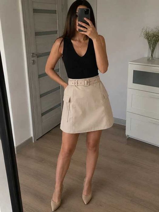 Spódnica beżowa mini