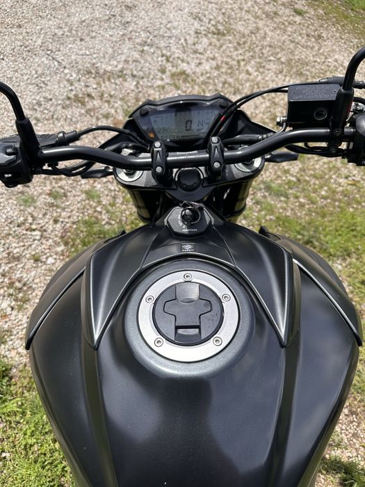 Suzuki Gsxs 750 Nacked