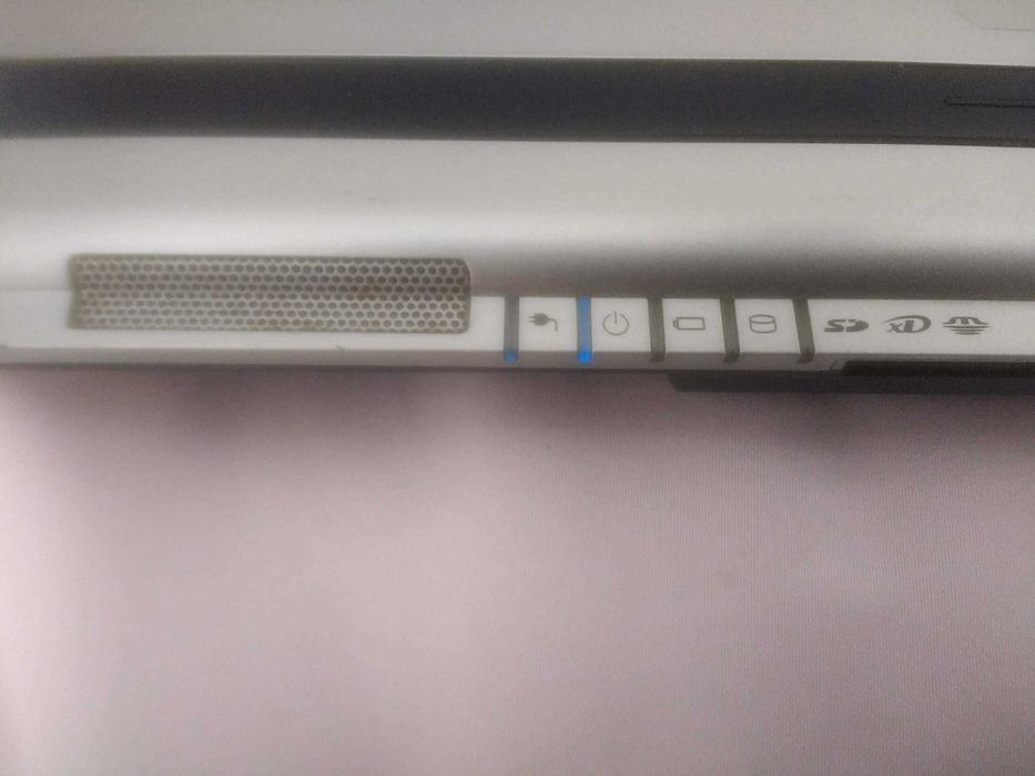 Portátil Toshiba SATELLITE M70-122. (ler descrição anúncio)