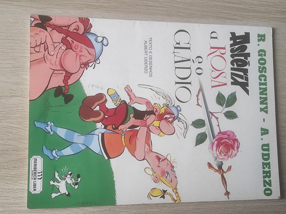 Coleção Asterix (9 livros)