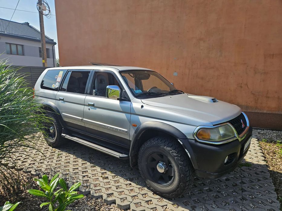 Mitsubishi Pajero Sport MITSUBISHI Pajero sport 2.5 TD