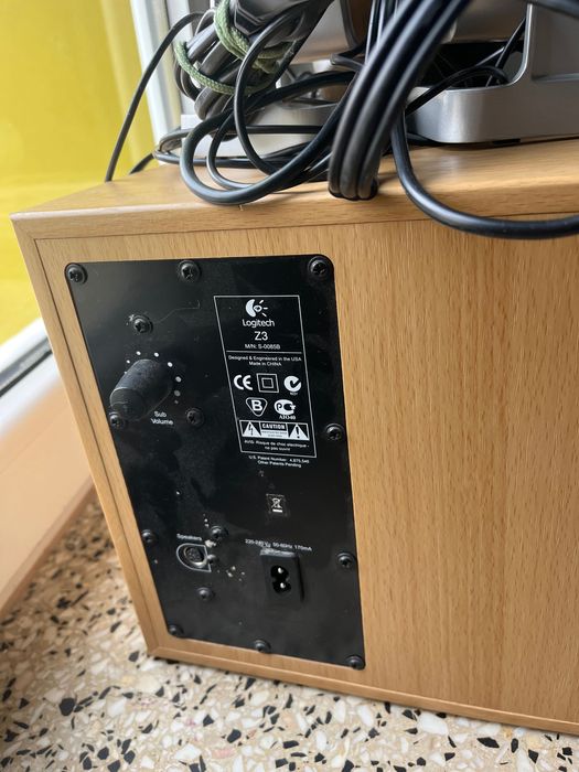 LOGITECH Z3 subwoofer glosnik