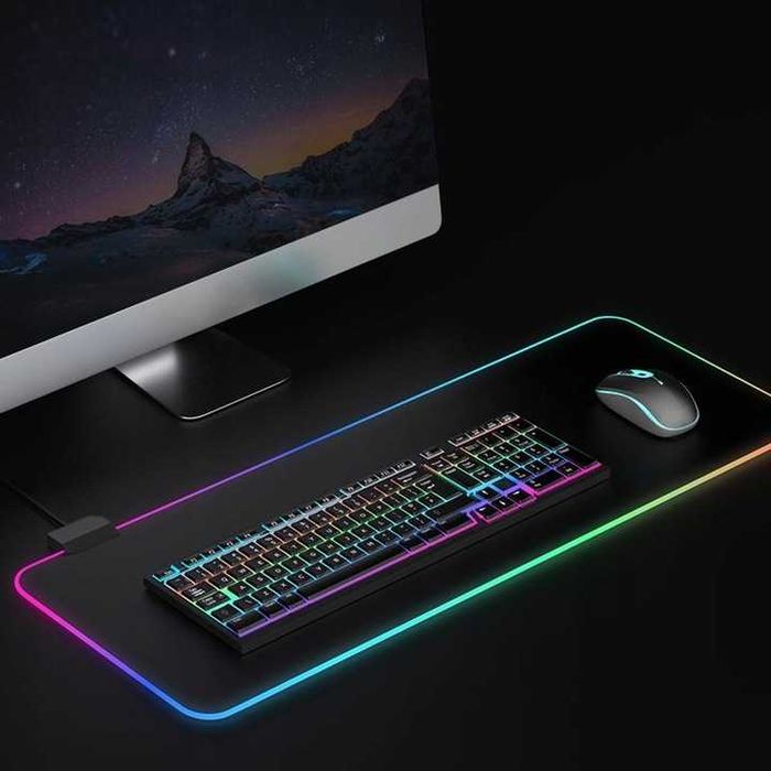 PODKŁADKA GAMINGOWA pod mysz klawiaturę led rgb