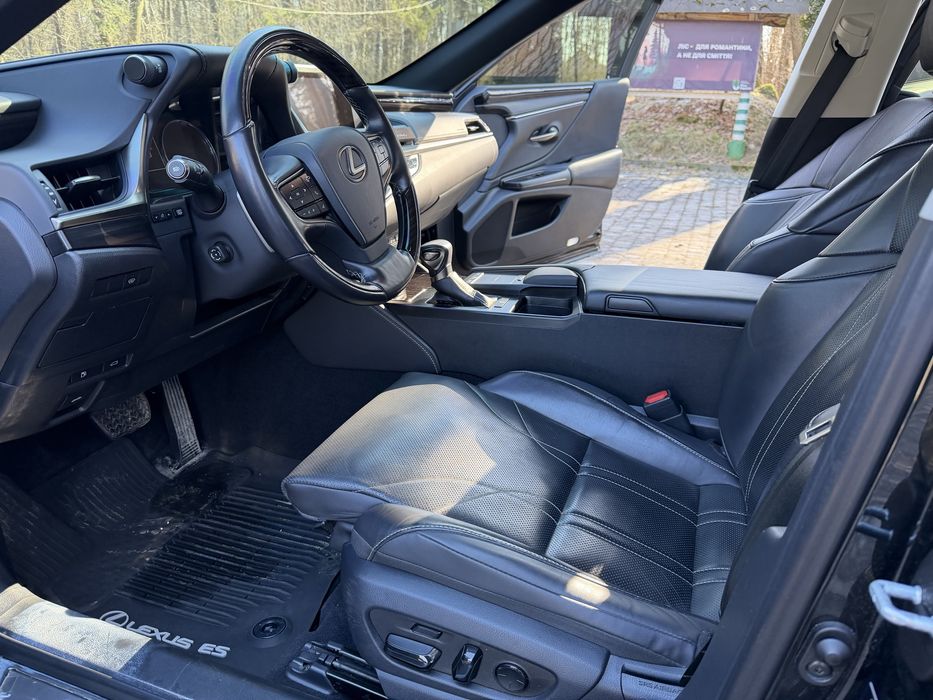 Lexus es 350, офіційна, сервісна історія, багато додаткових вкладень