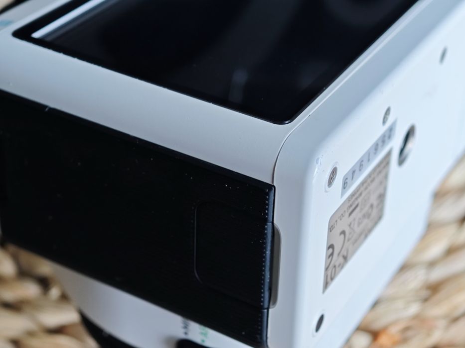 Pentax K-01 z obiektywem DA 40mm XS  Unikat !!!