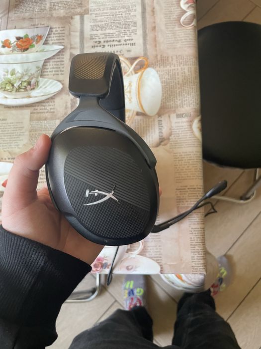 Продам наушники HYPER X