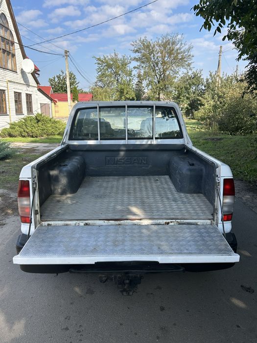 Nissan Navara D22, 2004 року.