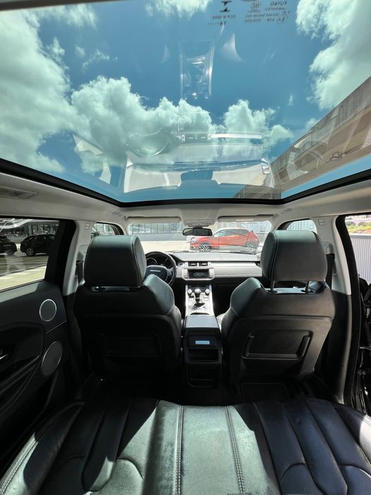 Range Rover Evoque 2.2 TD4 150cv | Panorâmico | Preto Metalizado