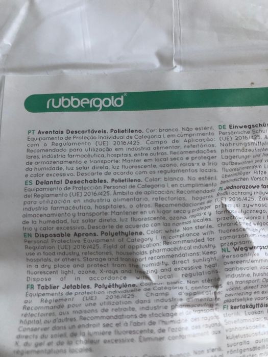 Novos - 60 Aventais Descartáveis Polietileno