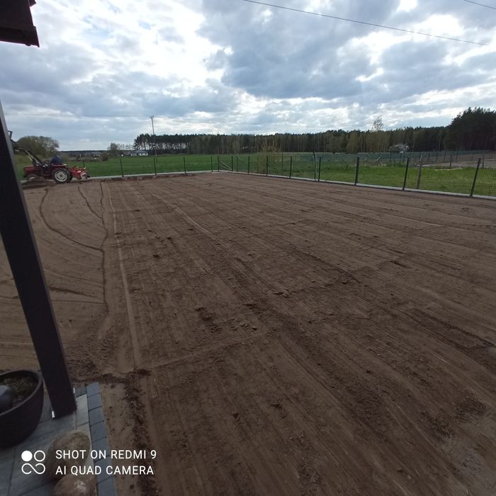 Usługi Minikoparką, Mini koparką, Mini traktorem, Równanie terenu