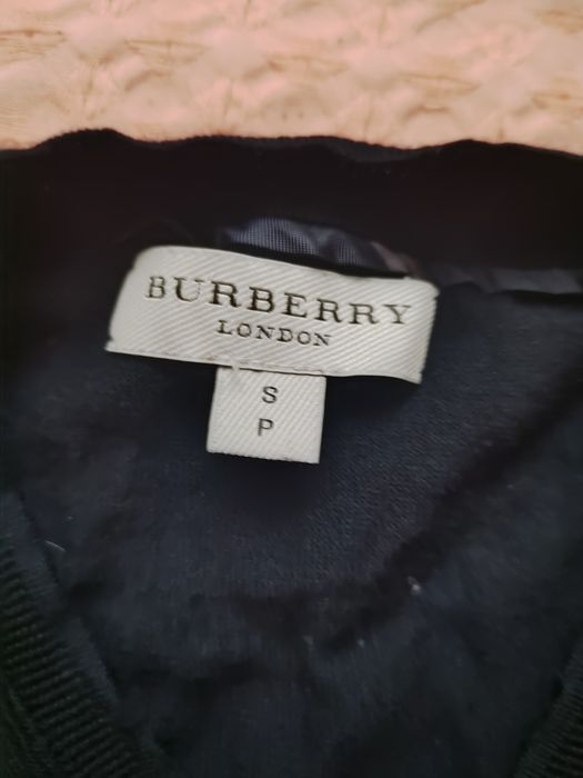 Кофта Burberry  100% шерсть