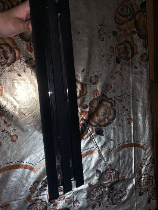 Sony PlayStation 4 Pro 1TB — СТАН, ЯКИЙ ВРАЖАЄ
