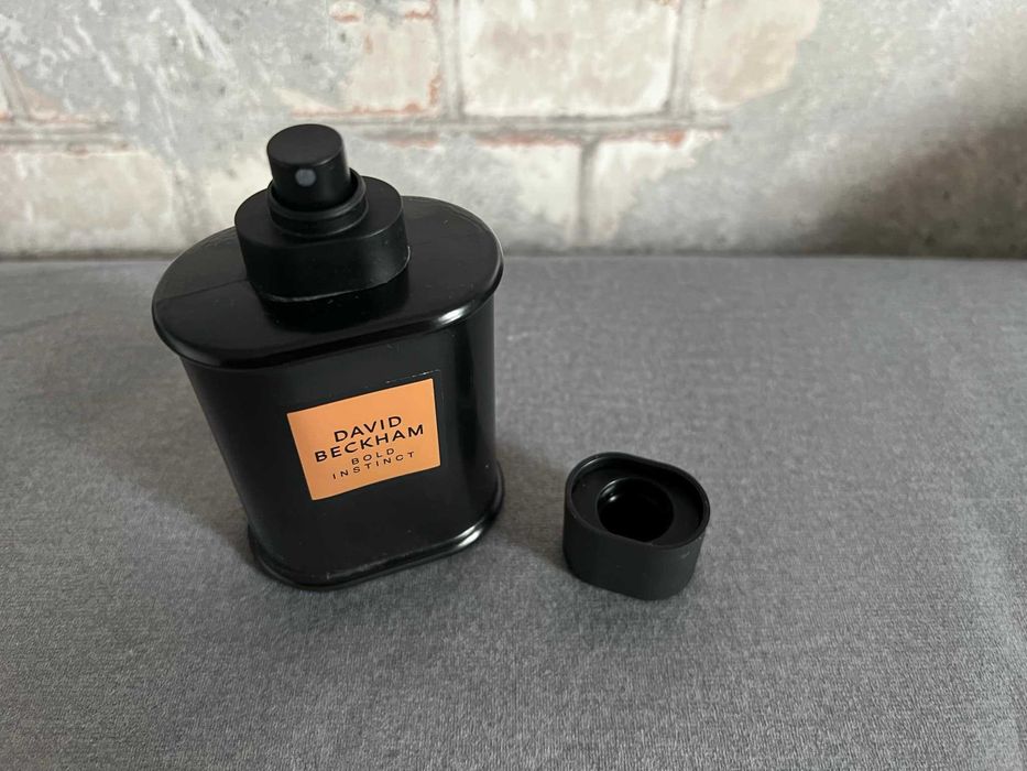Pusta buteleczka po wodzie perfumowanej David Beckham Bold Instinct 75