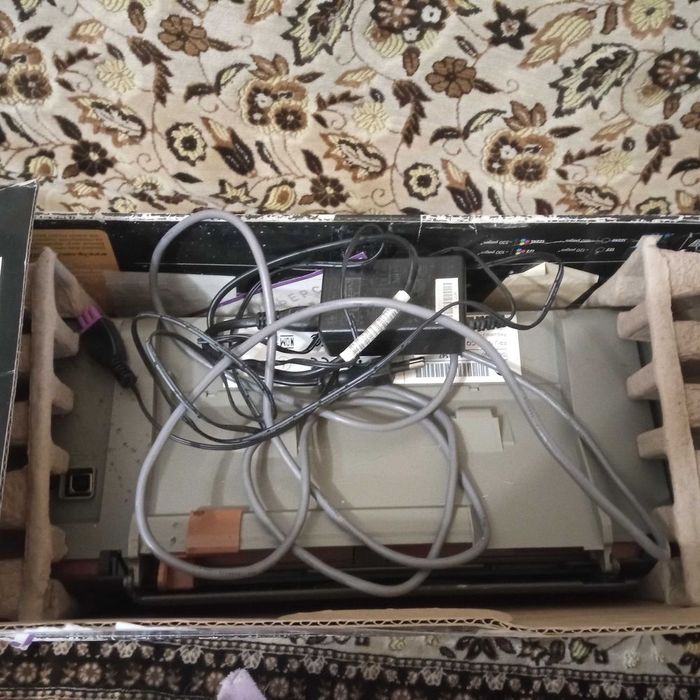 Принтер deskjet Hp 2050A