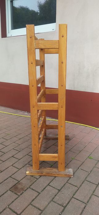 Półka    na    wino