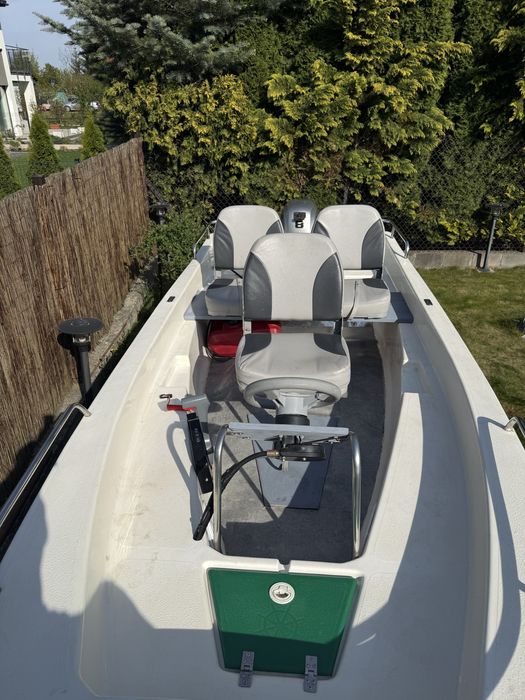 Łódka wędkarska/rekreacyjna 4m honda 8 hp 4 suw