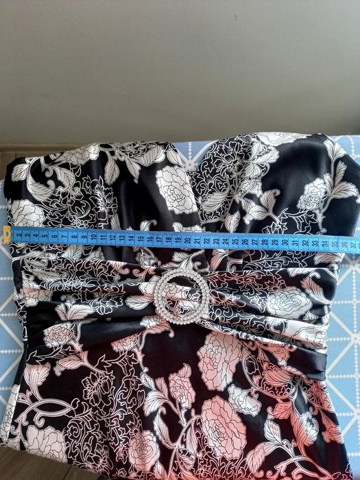 Sukienka satynowa 36