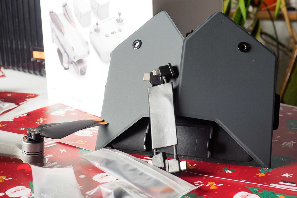 Dron DJI AIR 2S Fly More Combo